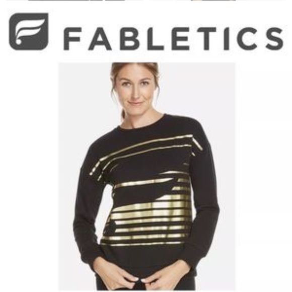 Fabletics Sweaters - Fabletics snowshoe crew neck pullover sweatshirt